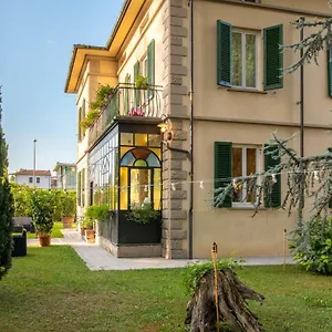 Romantica Wellness & Couette-café Lucques