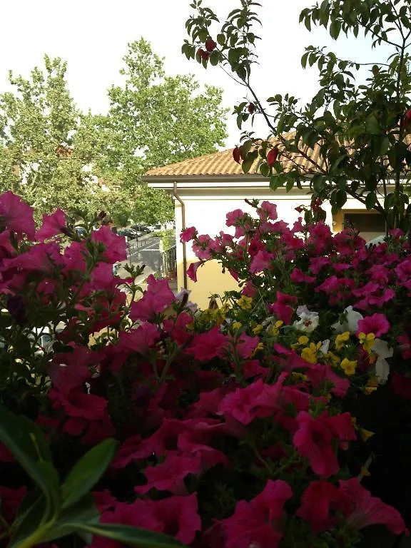 B&B Pitstop Anzola dell'Emilia Bed & Breakfast